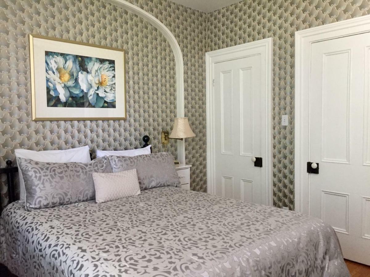 Trinity House Inn Гананок Екстериор снимка